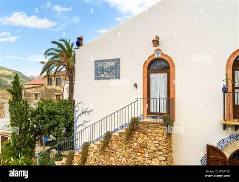 16 houses and flats for rent in Partinico, Palermo, Italy